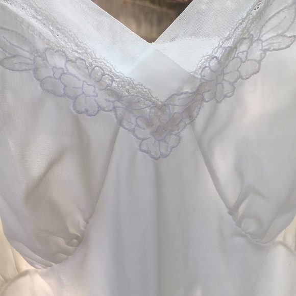 Vintage 1960’s 1970’s Lorraine full slip lingerie size 38 medium - Picture 3 of 7